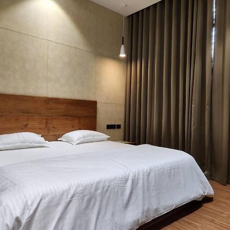 Gulzar 2Bhk Service Apartment, Kannur Eksteriør billede