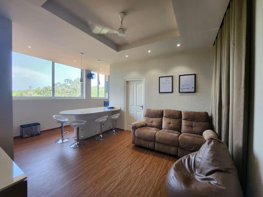 Gulzar 2Bhk Service Apartment, Kannur Eksteriør billede